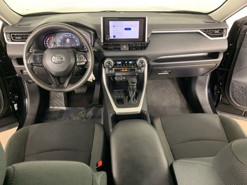 Used 2024 Toyota RAV4 LE AWD/4WD image 31