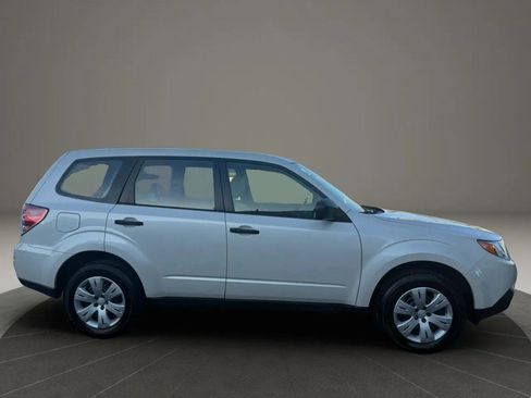 Used 2010 Subaru Forester 2.5X AWD/4WD image 14
