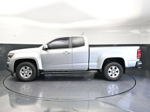 Used 2016 Chevrolet Colorado W/T w/ WT Convenience Package RWD image 8