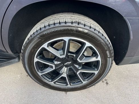 Used 2022 Chevrolet Tahoe RST w/ Luxury Package image 13
