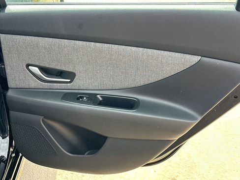 New 2026 Hyundai Elantra Limited image 16