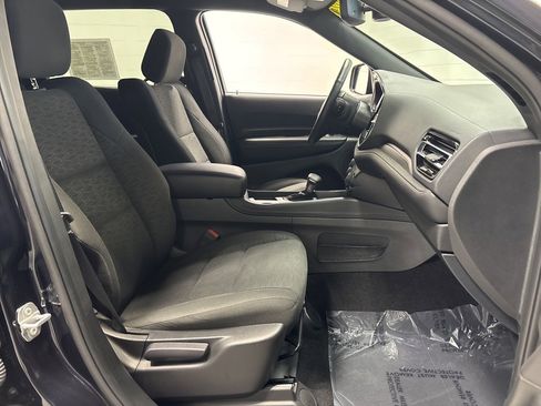 Used 2024 Dodge Durango SXT w/ 3rd Row Seating Group image 10