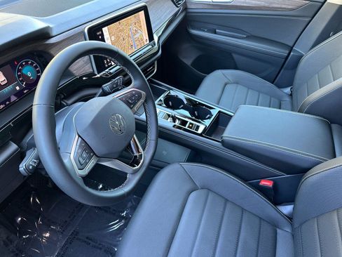 New 2026 Volkswagen Atlas SEL AWD/4WD image 9