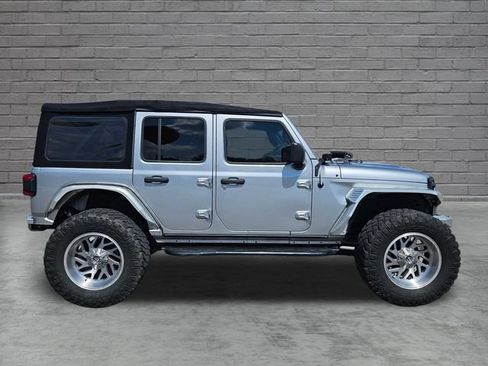 Used 2018 Jeep Wrangler Unlimited Sport S AWD/4WD image 6