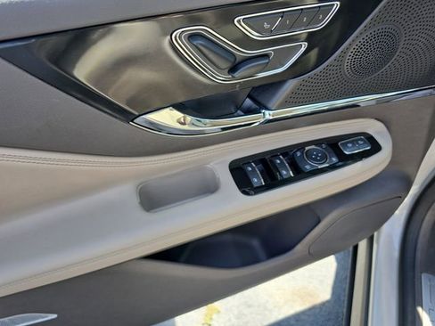 Used 2023 Lincoln Corsair FWD image 12