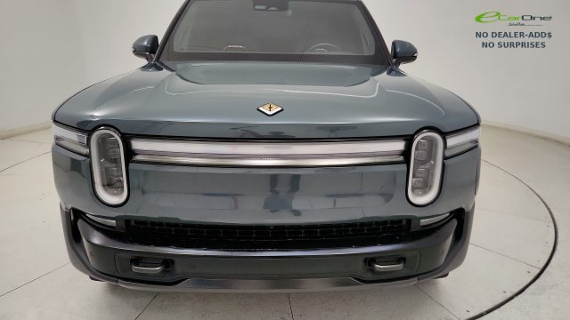 Used 2026 Rivian R1T Premium Tri AWD/4WD image 24