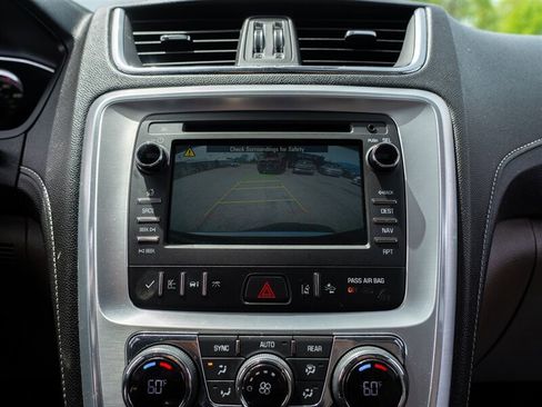 Used 2017 GMC Acadia Limited SLT AWD/4WD image 34
