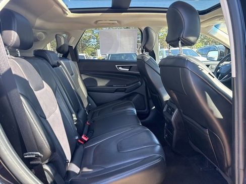Used 2019 Ford Edge Titanium w/ Equipment Group 301A image 13