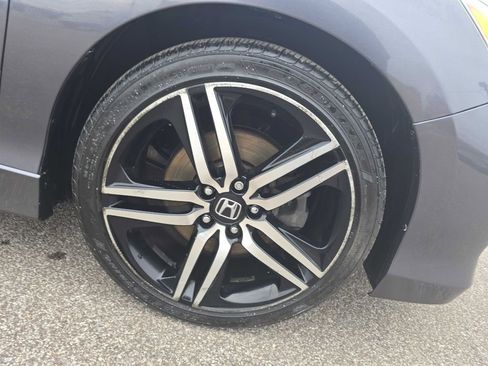 Used 2017 Honda Accord Sport Special Edition image 35