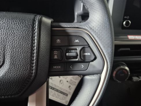 New 2026 Toyota 4Runner SR5 AWD/4WD image 19