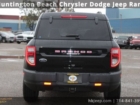 Used 2021 Ford Bronco Sport Badlands image 4