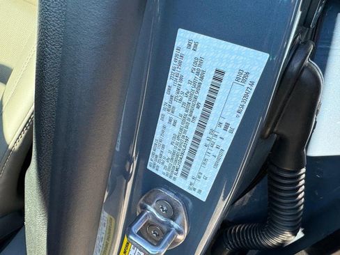 New 2025 Lincoln Corsair AWD w/ Equipment Group 101A image 26