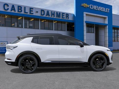 New 2026 Chevrolet Equinox EV RS w/ Convenience Package II AWD/4WD image 19