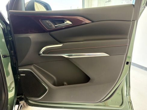 New 2027 Chevrolet Traverse RS w/ LPO, Floor Liner Package FWD image 49