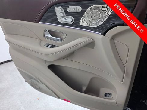 Certified 2025 Mercedes-Benz Maybach GLS 600 4MATIC image 29
