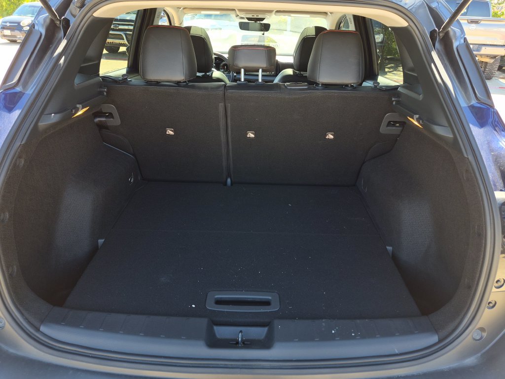 Certified 2025 Nissan Kicks SR w/ SR Premium Package FWD image 8