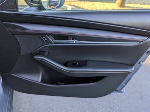 Used 2024 MAZDA MAZDA3 s image 34