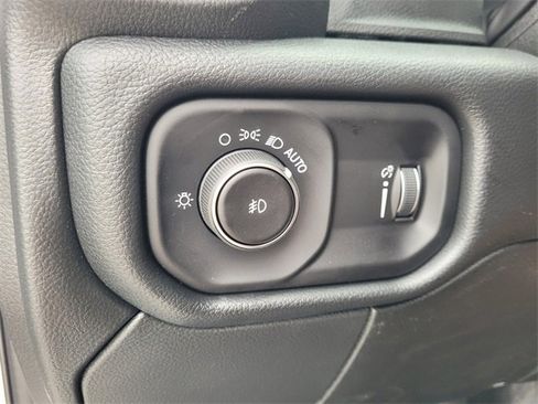 New 2026 RAM 3500 Tradesman w/ Chrome Appearance Group image 24