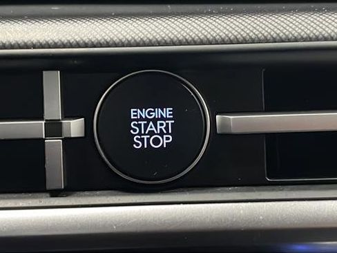 Used 2024 Hyundai Santa Fe SE image 22