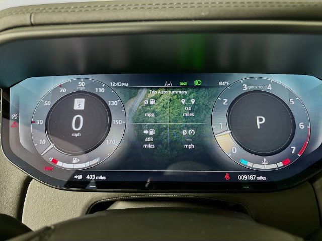 Used 2025 Land Rover Range Rover Sport Dynamic SE AWD/4WD image 13