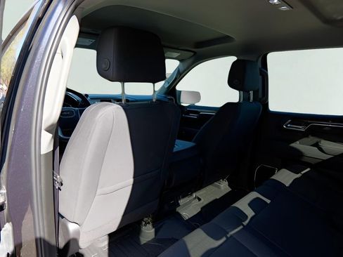 New 2025 GMC Sierra 1500 Elevation image 21