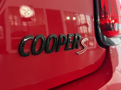 Certified 2024 MINI Cooper S FWD image 32