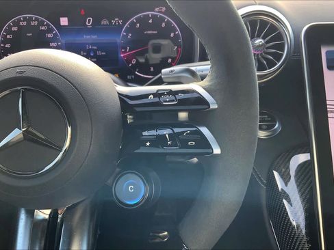 Used 2025 Mercedes-Benz AMG GT 63 image 21