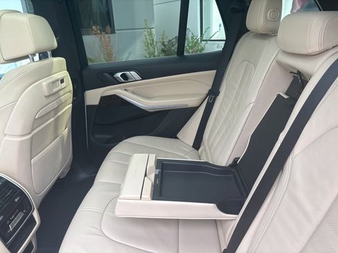 Used 2020 BMW X5 sDrive40i w/ Luxury Seating Package image 24