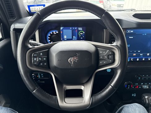 Used 2022 Ford Bronco Outer Banks image 12