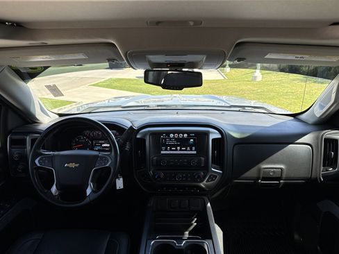 Used 2018 Chevrolet Silverado 1500 LTZ Z71 AWD/4WD image 23