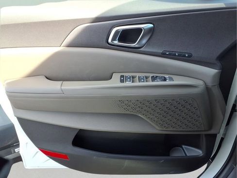 New 2026 Kia Carnival SX FWD image 13