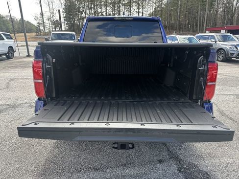 Used 2025 Toyota Tacoma TRD Off-Road w/ TRD Off Road Premium Package image 19