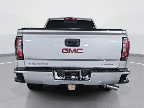 Used 2018 GMC Sierra 1500 Denali w/ Denali Ultimate Package image 4