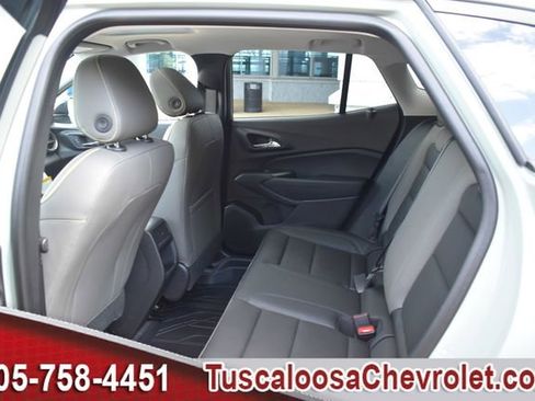 New 2026 Chevrolet Trax ACTIV w/ Sunroof Package image 17