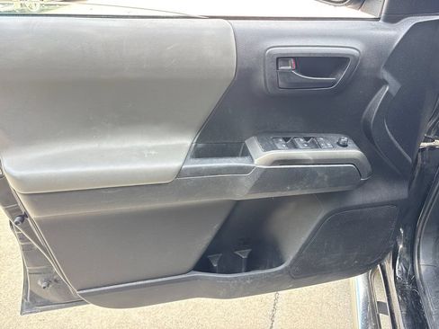 Used 2022 Toyota Tacoma 2WD Double Cab image 14