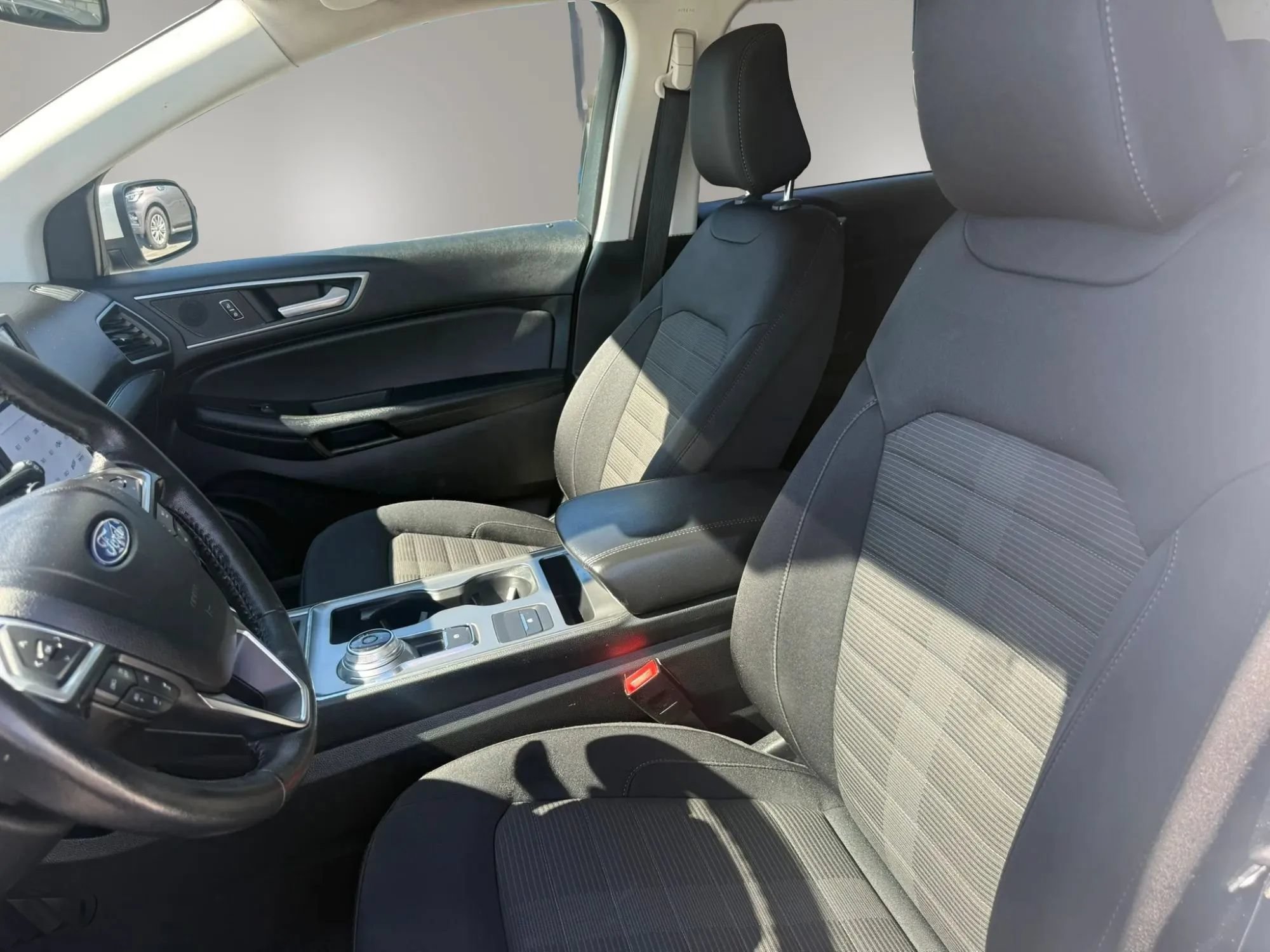 Used 2022 Ford Edge SEL w/ Convenience Package AWD/4WD image 17