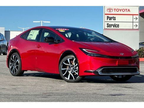 New 2026 Toyota Prius Plug-In Hybrid image 2