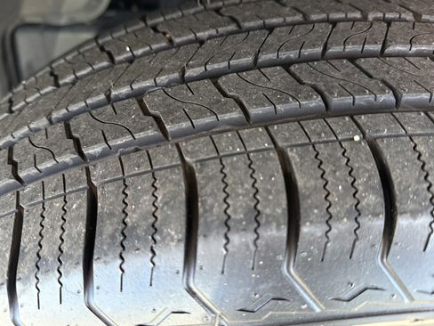 Used 2019 INFINITI QX80 Luxe w/ Cargo Package image 9