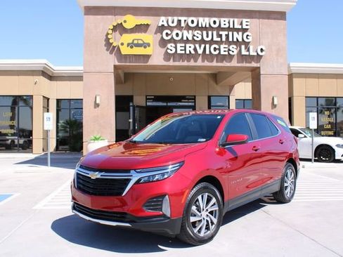 Used 2024 Chevrolet Equinox LT image 1