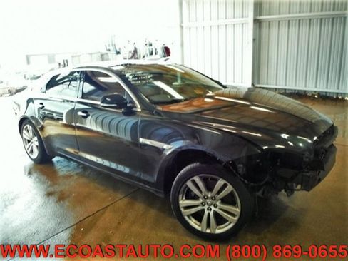 Used 2011 Jaguar XJ L image 3