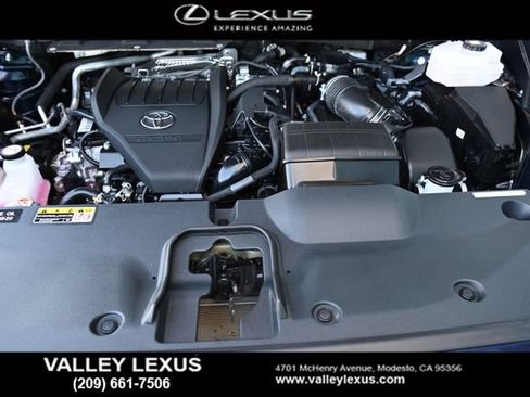 Used 2025 Toyota Grand Highlander AWD Hybrid image 22