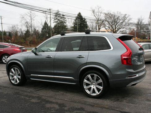 Used 2017 Volvo XC90 T6 Inscription w/ Vision Package image 9