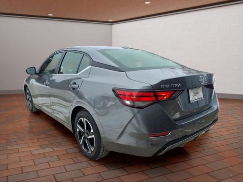 Used 2024 Nissan Sentra SV FWD image 3