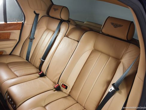 Used 2009 Bentley Arnage R image 37