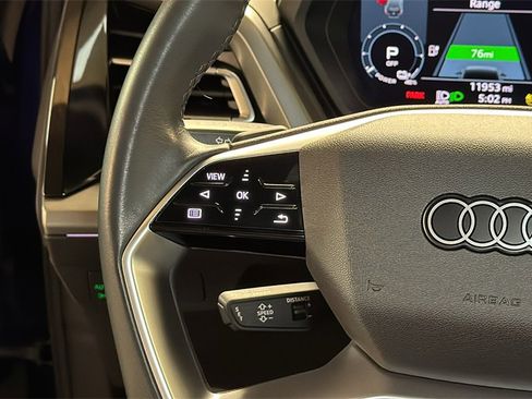 Used 2024 Audi Q4 e-tron Prestige image 21