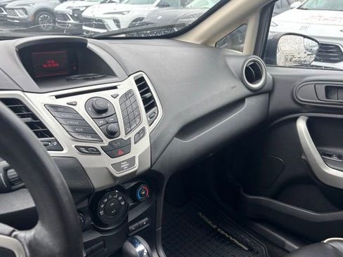 Used 2011 Ford Fiesta SES w/ 301A Rapid Spec Order Code image 29