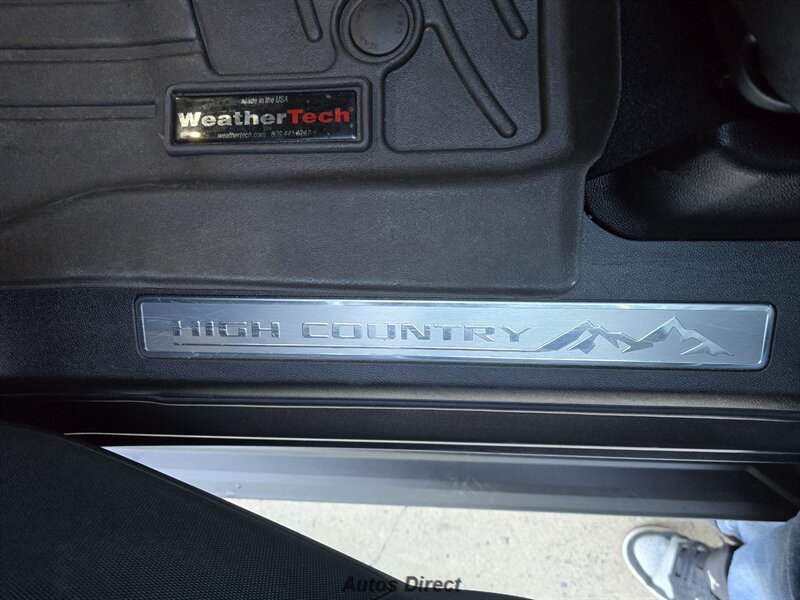 Used 2021 Chevrolet Tahoe High Country RWD image 42