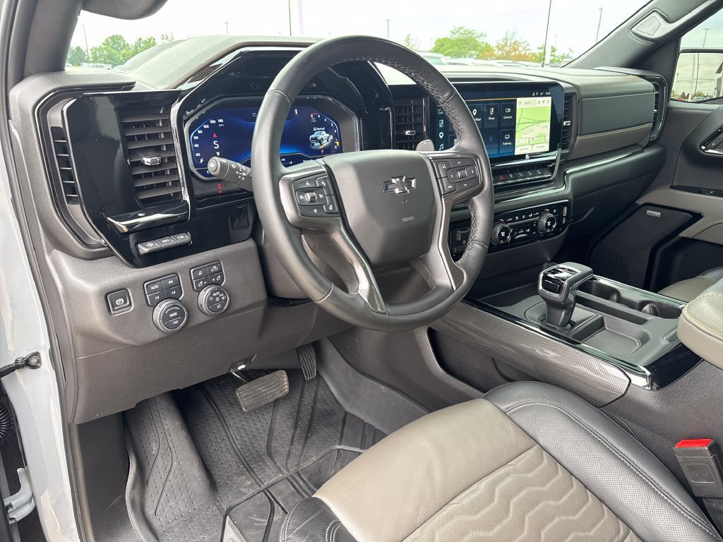 Used 2025 Chevrolet Silverado 1500 ZR2 w/ Technology Package AWD/4WD image 17