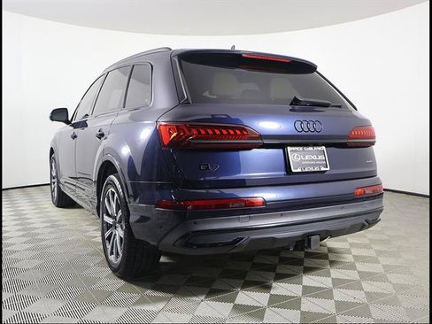 Used 2023 Audi Q7 2.0T Premium Plus w/ Premium Plus Package AWD/4WD image 4