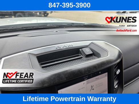 Used 2024 RAM 2500 Big Horn AWD/4WD image 44